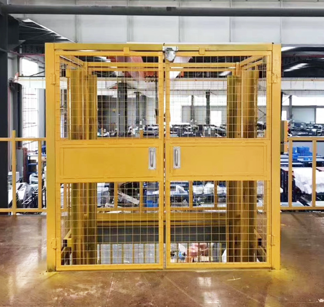 遂宁智能导轨式升降机亮相