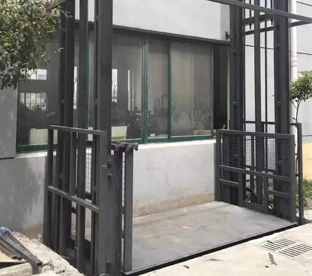 遂宁导轨式施工升降机助力民生工程提速增效